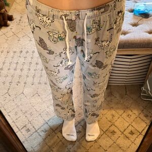 Adorable cat PJ pants to wear on a cold winters night.